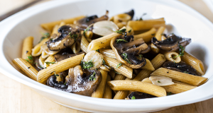 Penne in garlic butter with mushrooms that you will love