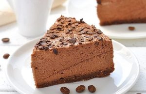Chocolate-cheesecake without baking ONLY FROM THREE INGREDIENTS – disappears from the plate immediately!