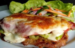 Farmhouse pork chops – the whole family requests them every weekend with this recipe!