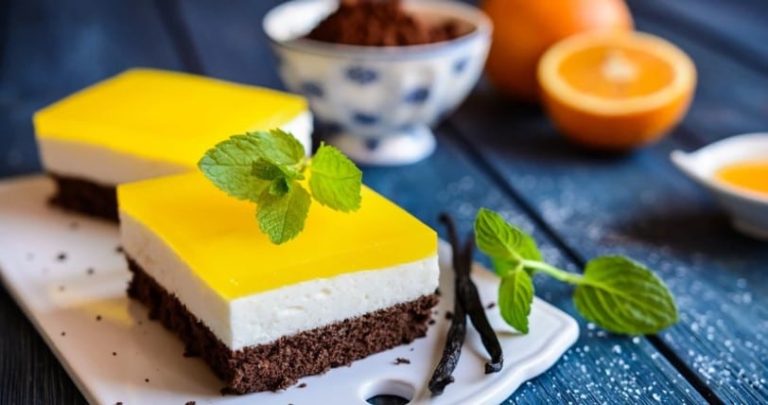 A refreshing 3 layer fudge cake that will win you over instantly