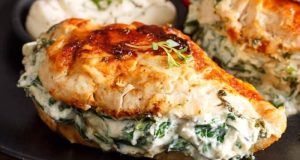 Juicy chicken pockets with a creamy spinach filling – a dish you’ll definitely want to make again.