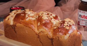 Divine Nutella dessert topped with almonds – not only children will love it!