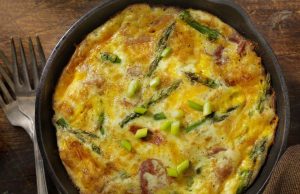 Dinner ready in 20 minutes – Quick pie with bacon and asparagus