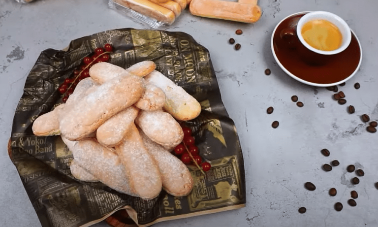 Tasty butter cookies, ready with almost NO work!