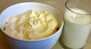 A tasty and fluffy milk cream that goes with almost everything!