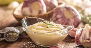 Homemade garlic spread – Simple, quick and very tasty