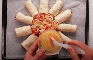 Fantastic mini tortillas filled with ham, cheese and vegetables: Easy and quick recipe!