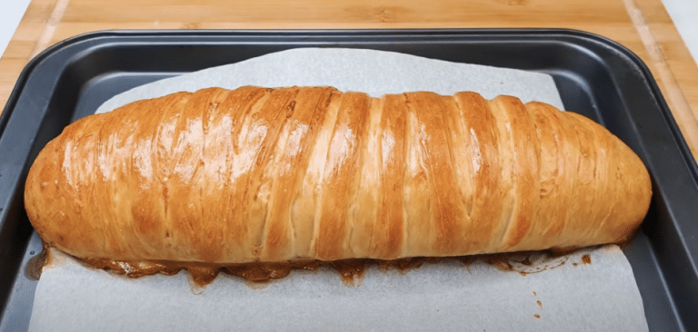A simple recipe for a delicious homemade bread that will immediately replace the bought one!