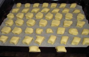 Soft and crunchy butter cookies, just like grandma’s!
