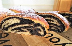 The best poppy seed strudel made of yeast dough, cottage cheese and raisins!