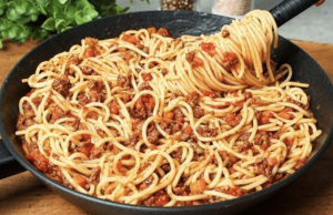 Prepare this spaghetti bolognese – Hearty, simple and incredibly tasty