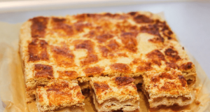 Prepare a delicious apple pie – great with coffee