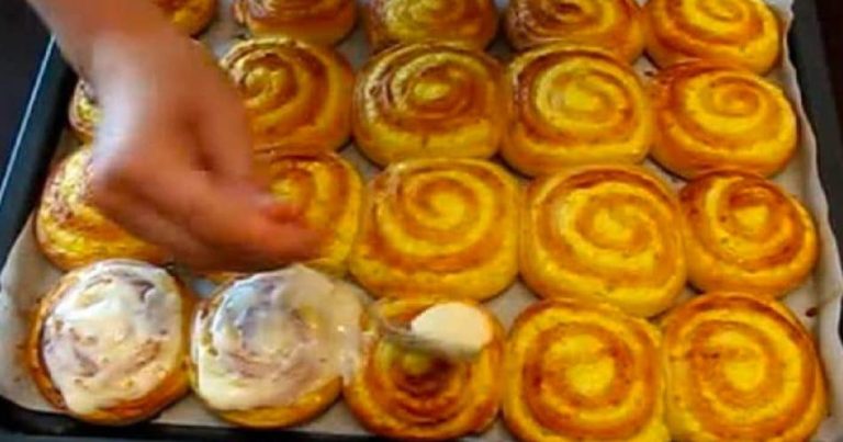 A recipe for tasty cheesecake snails that will hit the spot with the whole family!