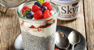 Coconut CHIA pudding with fruit: a delicious dessert full of vitamins!