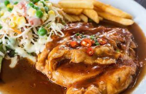 Natural chicken cutlets in spicy sauce – a family favourite recipe