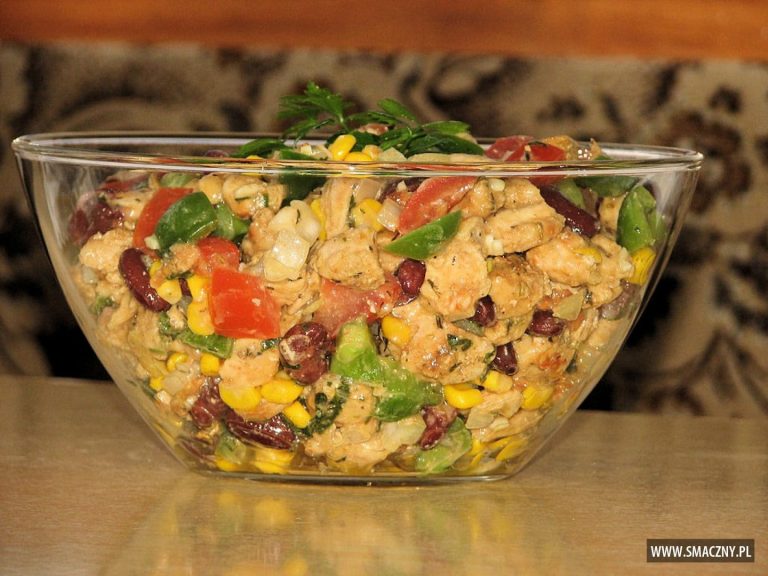 A great recipe for healthy FIT chicken salad with corn and beans without mayonnaise – an excellent choice