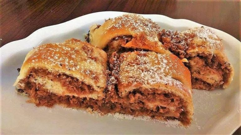 Creamy-coconut strudel with the best taste! Easy and quick to prepare
