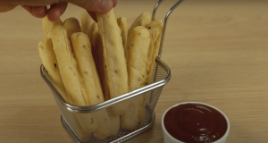 The best potato and cheese sticks: suitable for every party and celebration!