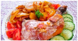 Smoked chicken bake with potatoes and bacon – quick and tasty