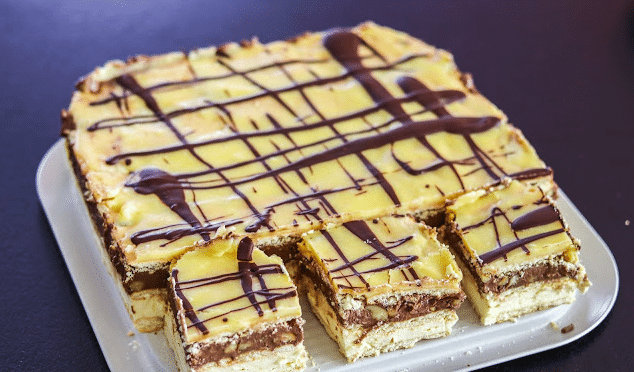 Very tasty dessert SANDY BOURIE – It is quick and so tasty Very tasty dessert SANDY BOURIE – It is quick and so tasty