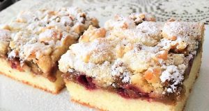 Sour cherry pie with almonds, just like grandma’s!