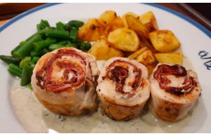 Try these chicken rolls with niva sauce and roast potatoes