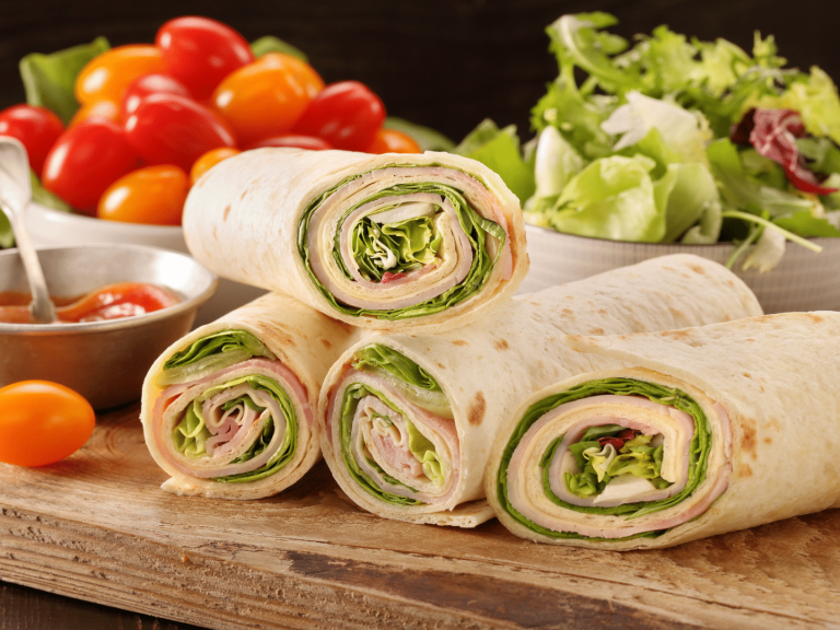 Tortilla with ham, emmental and mustard dressing – simple and highly addictive!