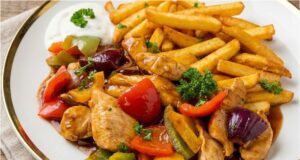 Lightning-Fast Chicken Stir-Fry with Honey and Chilli: Juicy, Colorful Skillet Meal Chicken stir-fry in a pan with vegetables and sweet chilli: Quick, flavorful skillet meal