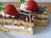 Fluffy Coffee Slices: A Luxurious Combination of Mascarpone and Parisian Whipped Cream Luxurious sponge slices with mascarpone and Parisian whipped cream: a patisserie-style coffee dessert