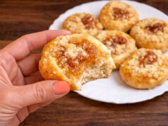 No Rising Needed and Ready in Minutes: Lightning-Fast Curd Buns from Extra Soft Dough Quick homemade buns with curd, jam, and streusel without long rising