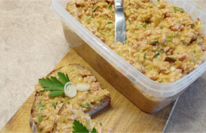 Legendary Spread Elephant Food: A Spicy Retro Hit for Every Celebration
