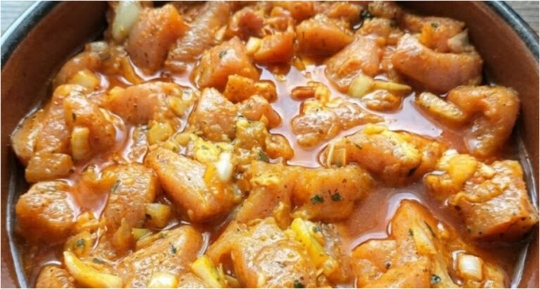 Recipe for Marinated Pork Strips with Curry and Mustard: Meat That Melts in Your Mouth