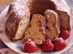 Moist Strawberry Mug Cake: A Quick Recipe That Always Works Moist strawberry mug cake