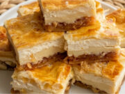 Apple Puff Pastry Cake with Quark and Pudding: Quick Dessert Without Complicated Dough Apple puff pastry cake with quark and pudding – quick dessert without complicated dough