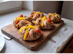 Baked Kaiser Rolls with Cheddar and Herb Butter: Quick Dinner Ready in 12 Minutes Baked kaiser rolls with cheddar and herb butter