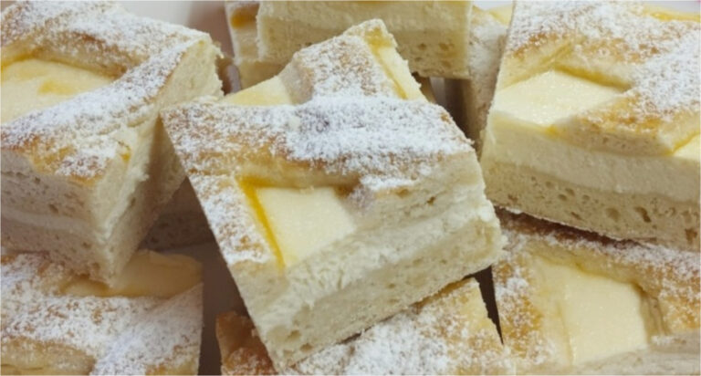Lattice Cottage Cheese Cake with Sour Cream: Buttery Crust and Creamy Filling