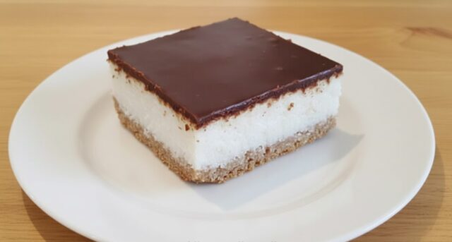 bounty-cake-no-bake-1 No-bake coconut Bounty cake: luxurious dessert without baking