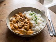 Chicken Skillet with Mustard and Sour Cream: Juicy Meat and Creamy Sauce in Under 30 Minutes Chicken skillet with creamy mustard and sour cream sauce