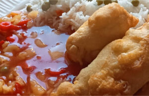 Crispy Chicken Breasts in Homemade Sweet and Sour Sauce Like from a Bistro Crispy chicken breasts in sweet and sour sauce