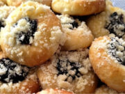 Mayonnaise Koláčky: Soft Yeast Dough That Doesn’t Need Flour Dusting Mayonnaise koláčky: Soft yeast dough that doesn't need flour dusting