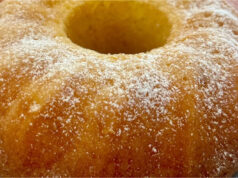 Moist Grandma’s Curd Bundt Cake: Fluffy Classic with Lemon and Vanilla Aroma Moist grandma's curd bundt cake: fluffy classic with lemon and vanilla aroma