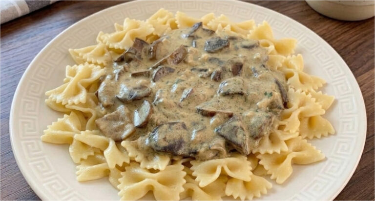 Mushrooms in Sour Cream Sauce: Delicate White Mushroom Sauce with Pasta or Dumplings