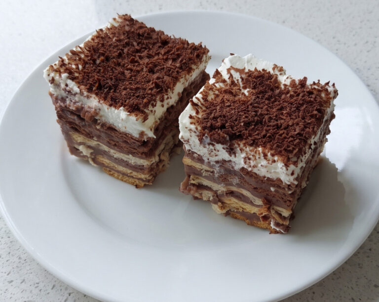 No-bake Dessert with BeBe Biscuits: Creamy Layers with Mascarpone, Coffee and Cocoa