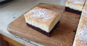 Three-Color Cake with Quark: Moist Layers and Delicate Filling on One Tray Three-color cake with quark, sliced on a tray