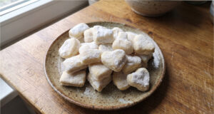 Delicate Whipped Cream Cookies: Tender Christmas Shapes from Just Four Ingredients Various shapes of delicate whipped cream cookies on a tray