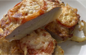 Cabbage Steaks with Ground Meat: Juicy One-Pan Dinner Cabbage steak baked with ground meat