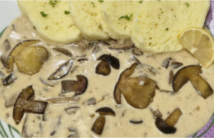 Creamy Mushroom Sauce with Yeast Dumplings: Delicate, Fragrant, and Naturally Thickened with Cream Creamy mushroom sauce with yeast dumplings: delicate, fragrant, and naturally thickened
