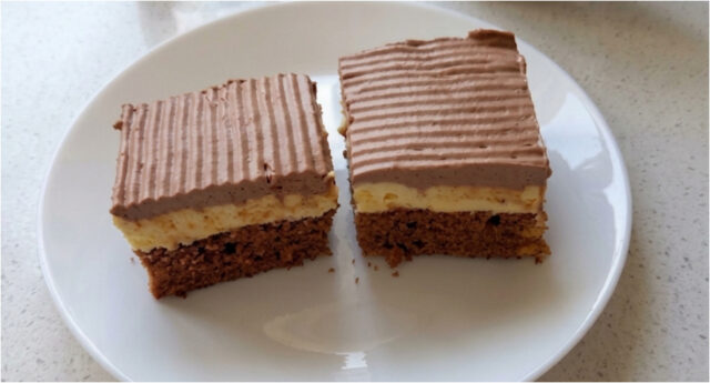 egg-liqueur-slices-with-chocolate-moist-sponge-delicate-cream-easy-preparation-800 Egg liqueur slices with chocolate, moist sponge, delicate cream, and easy preparation