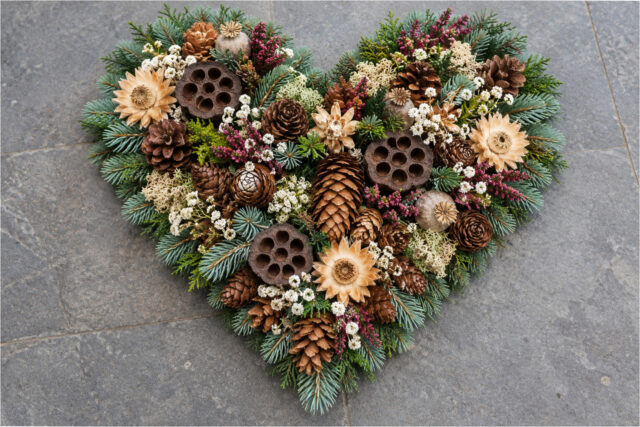 fir-cone-flower-heart-richly-decorated Richly decorated natural heart with fir, cones, and flowers