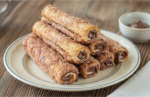 French Toast Rolls with Nutella: Crispy Breakfast with Cinnamon Sugar French toast rolls with Nutella and cinnamon for breakfast